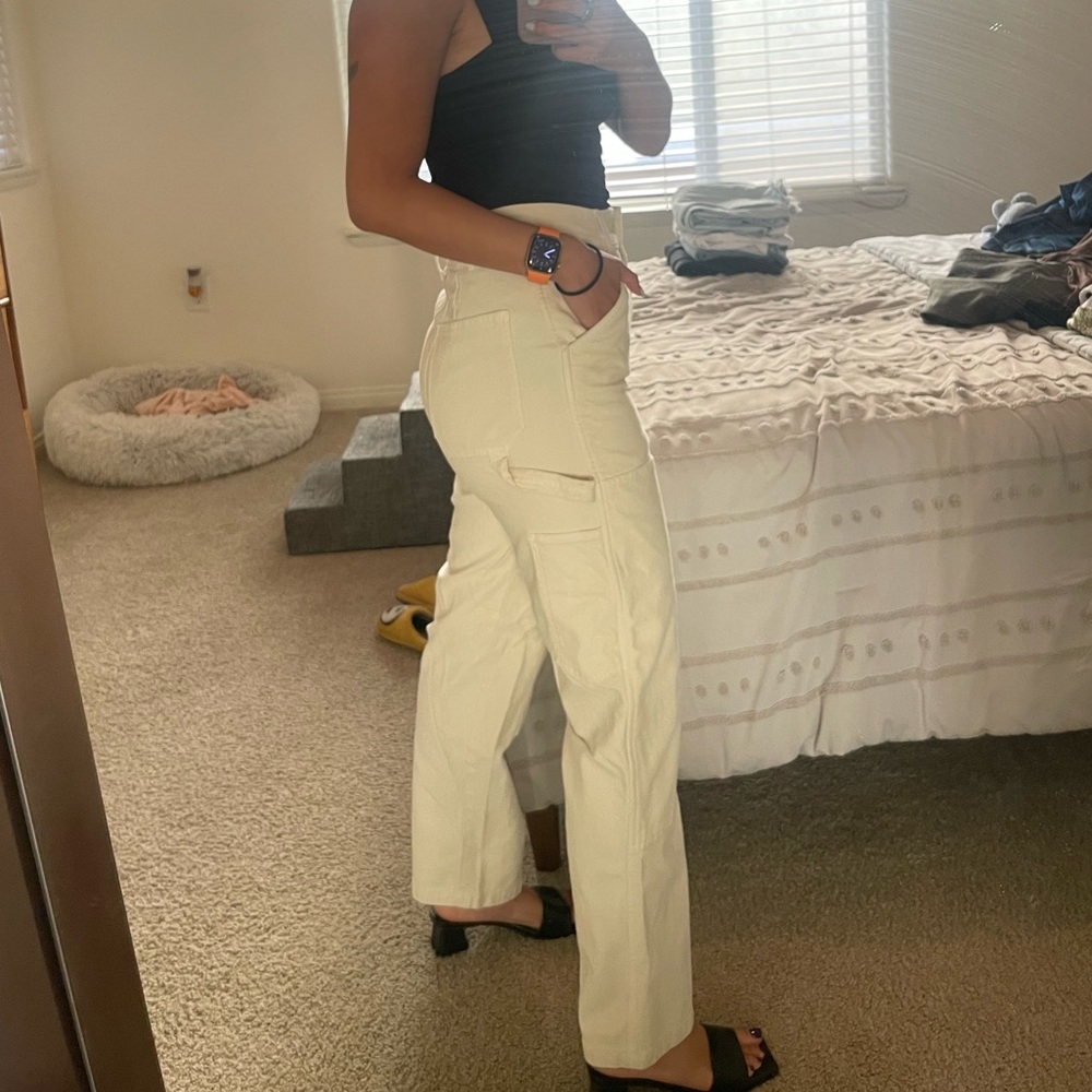 Aritzia Off white Cargo pants